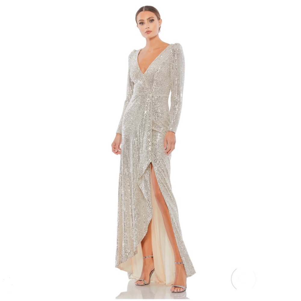 IEENA FOR MAC DUGGAL Sequin Wrap Evening Gown NEW Size 6 Silver Dress